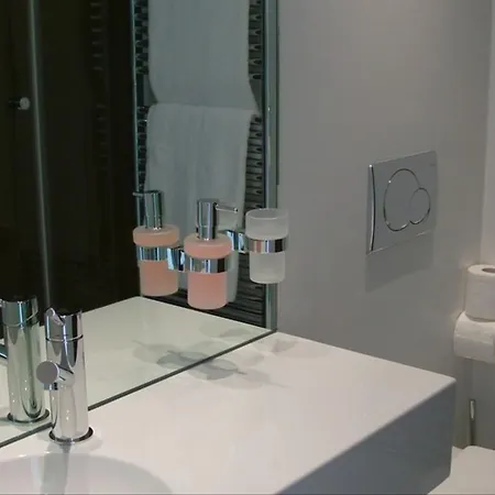 Visionapartments Binzmuehlestrasse 50 - Contactless Check-in * Zurich
