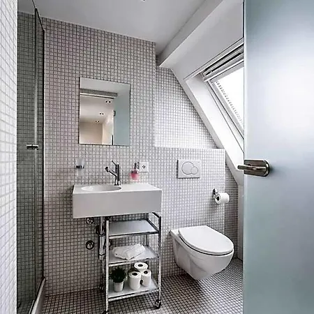 Visionapartments Binzmuehlestrasse 50 - Self Check-in * Zürih