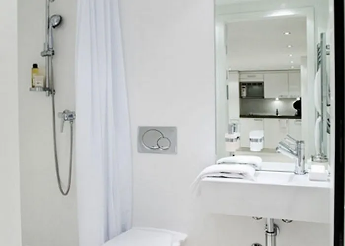 Visionapartments Binzmuehlestrasse 50 - Contactless Check-in Апартаменты Цюрих